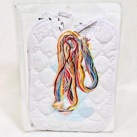 Vintage Dimensions Baby Hug Stamped Bib Kit Set of Two - New/Sealed (2002) - Picture 10 of 11